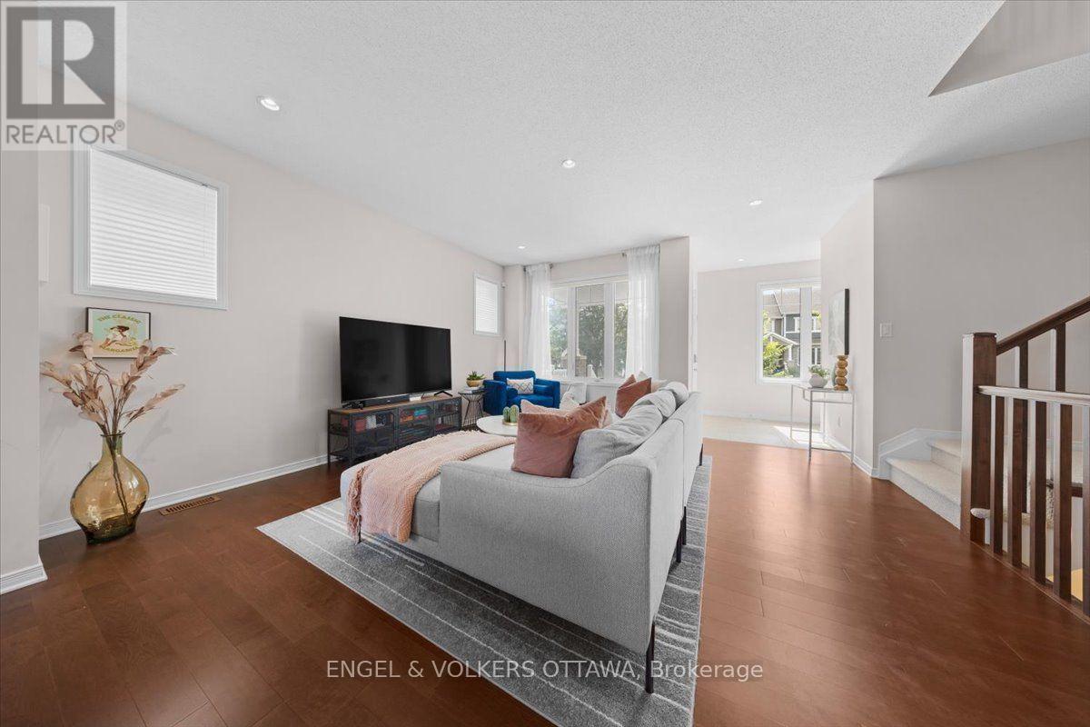 429 SWEETFLAG STREET - Image 9