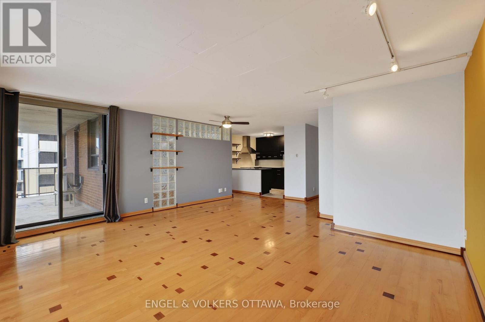 #1007 475 LAURIER AVENUE W - 13