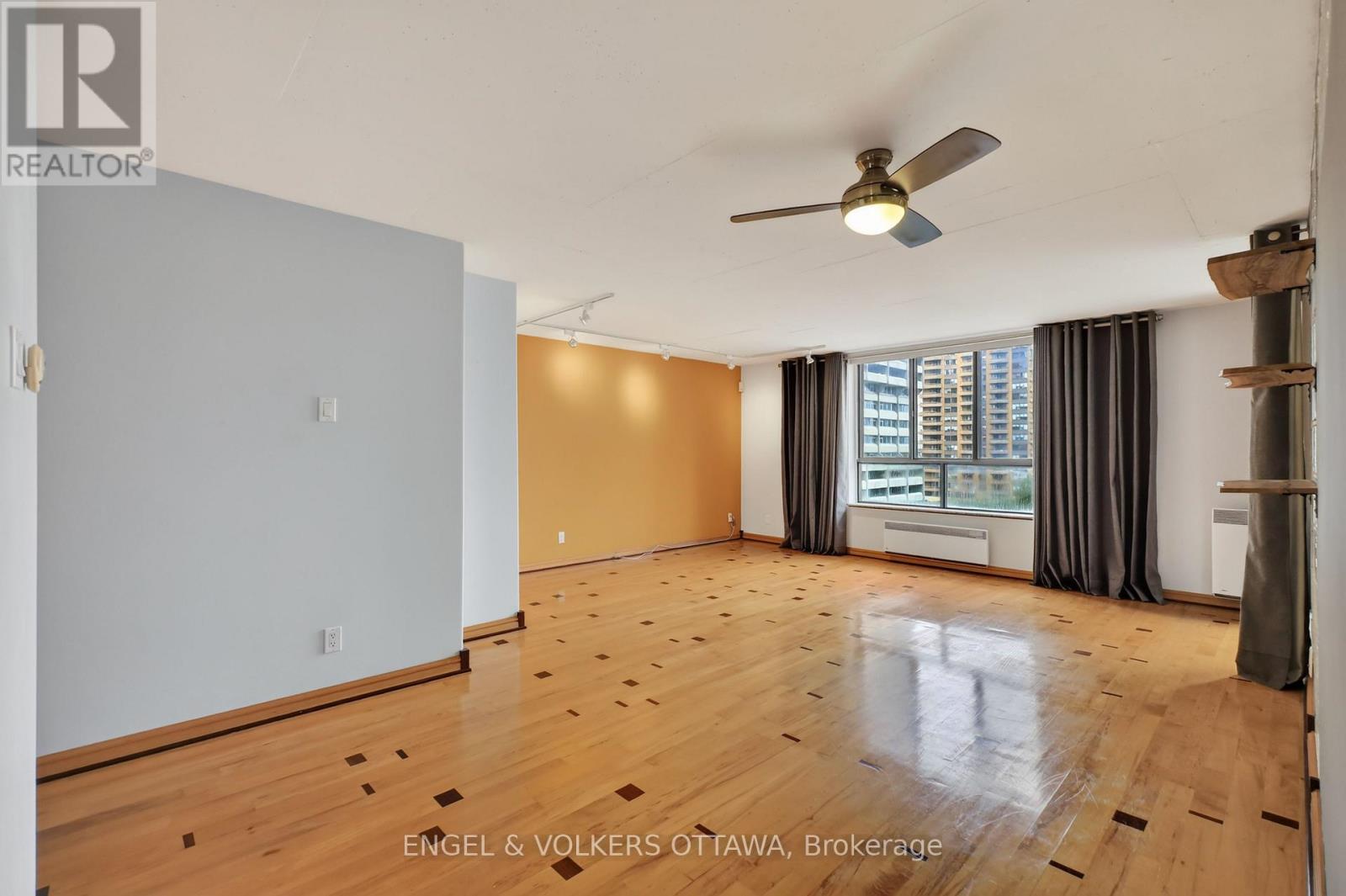#1007 475 LAURIER AVENUE W - 15