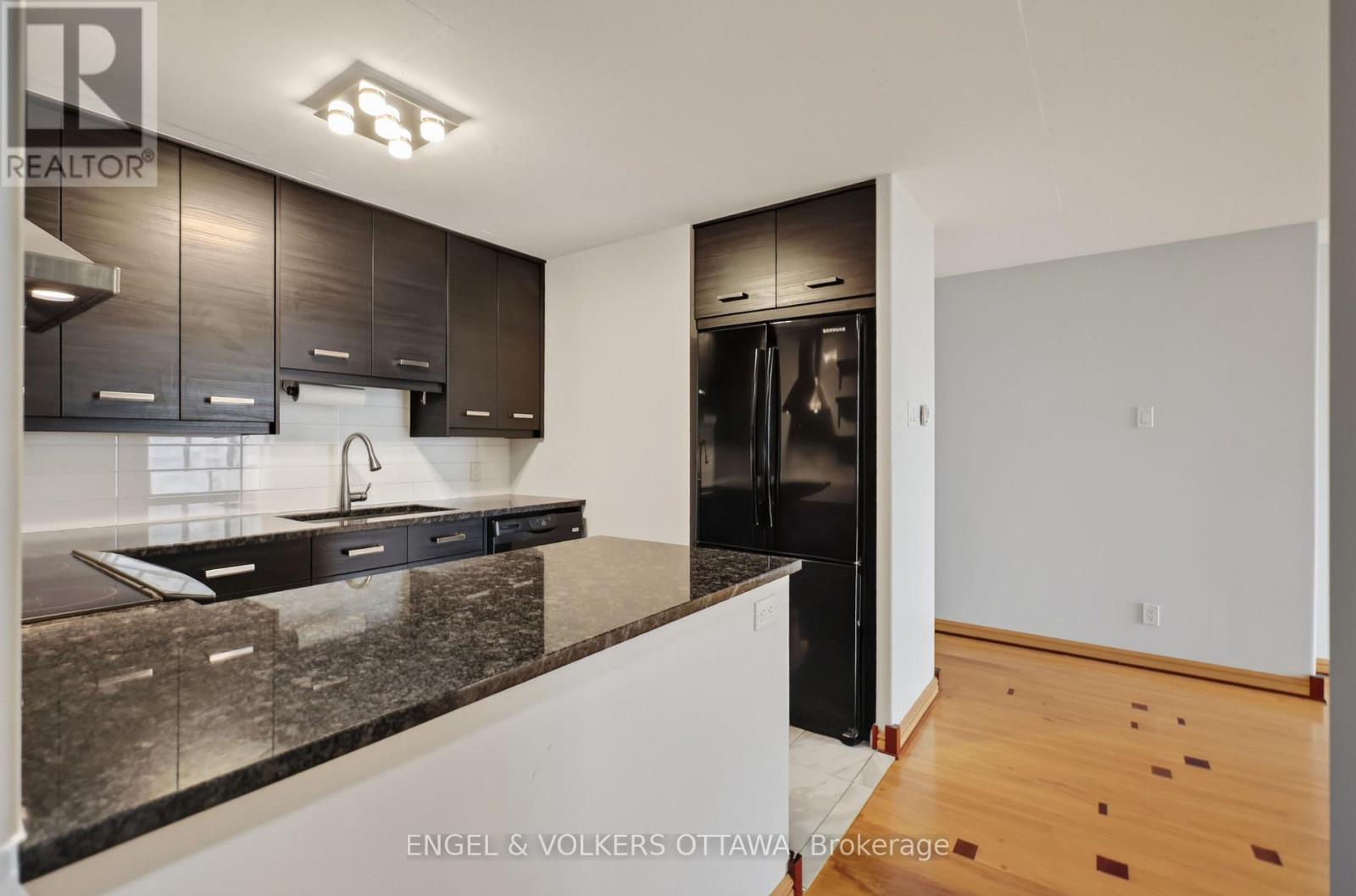 #1007 475 LAURIER AVENUE W - Image 21
