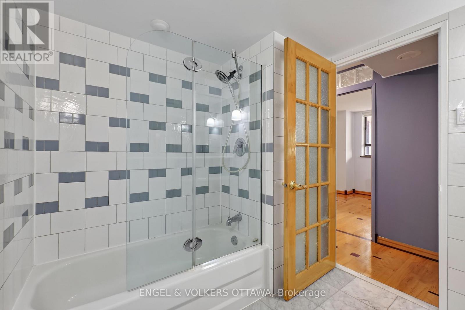 #1007 475 LAURIER AVENUE W - 30