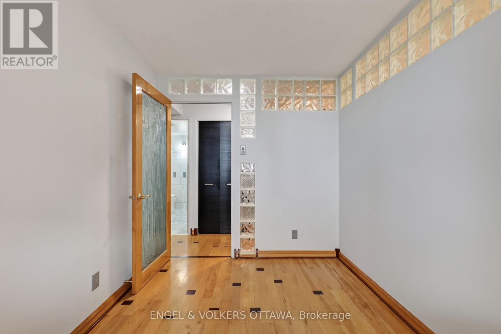 #1007 475 LAURIER AVENUE W - Image 31