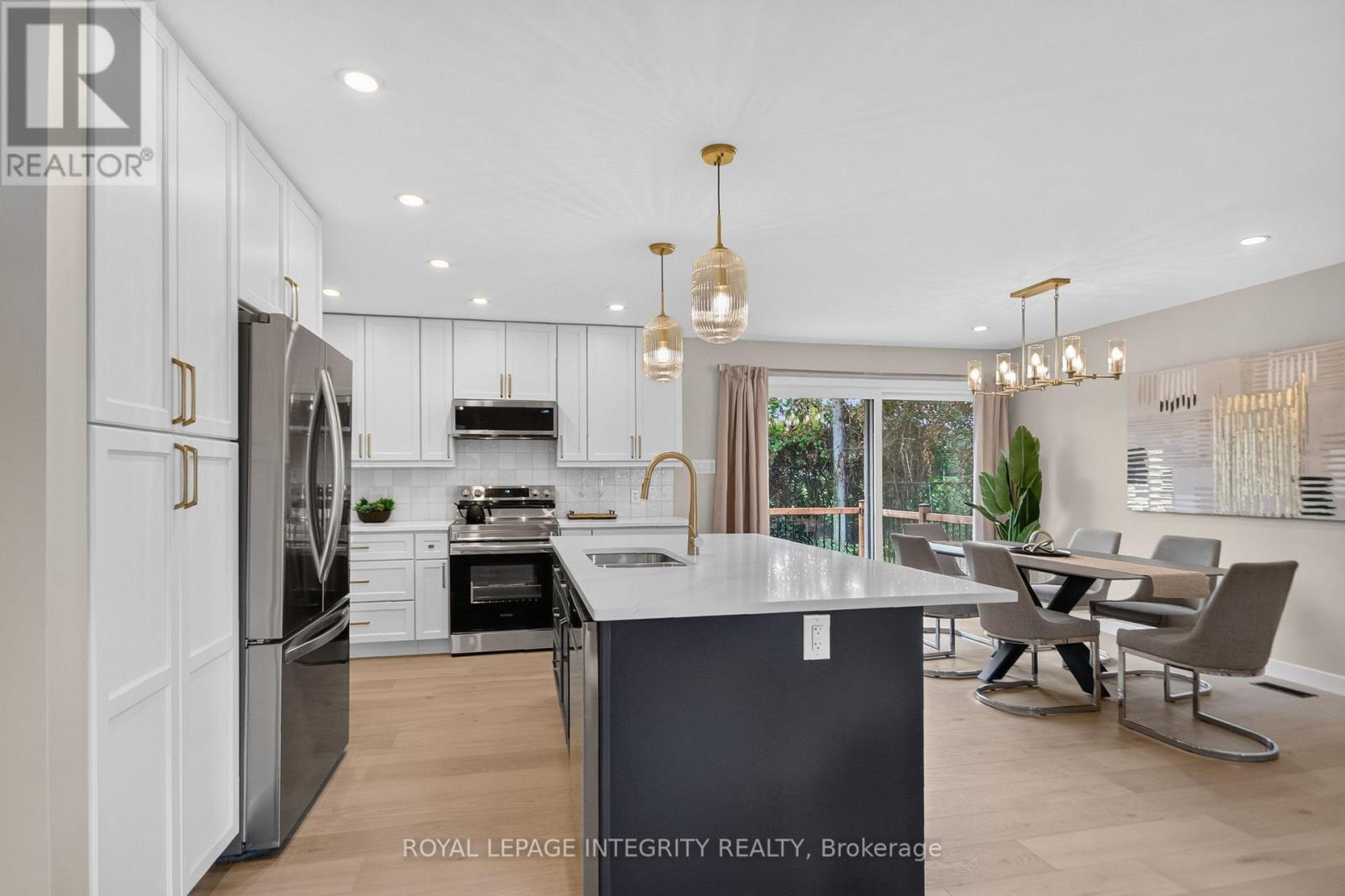 2698 ULSTER CRESCENT - 10