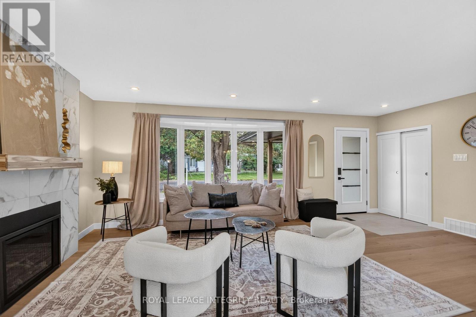 2698 ULSTER CRESCENT - 4