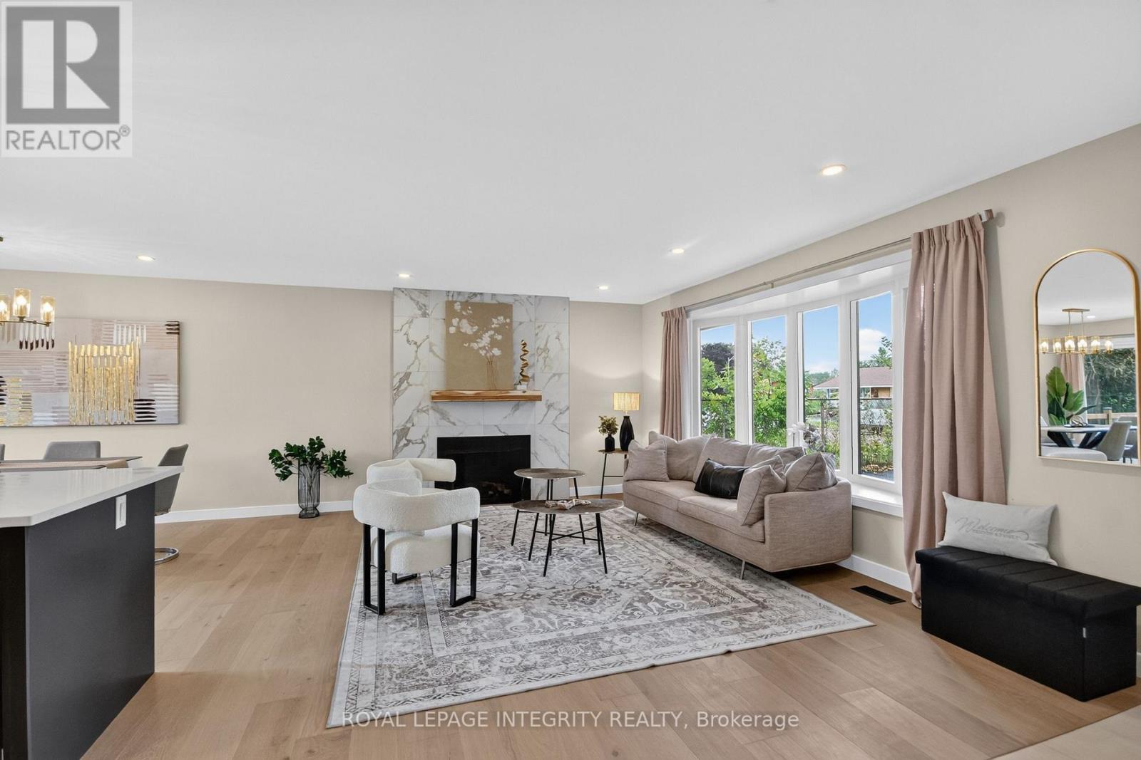 2698 ULSTER CRESCENT - 5