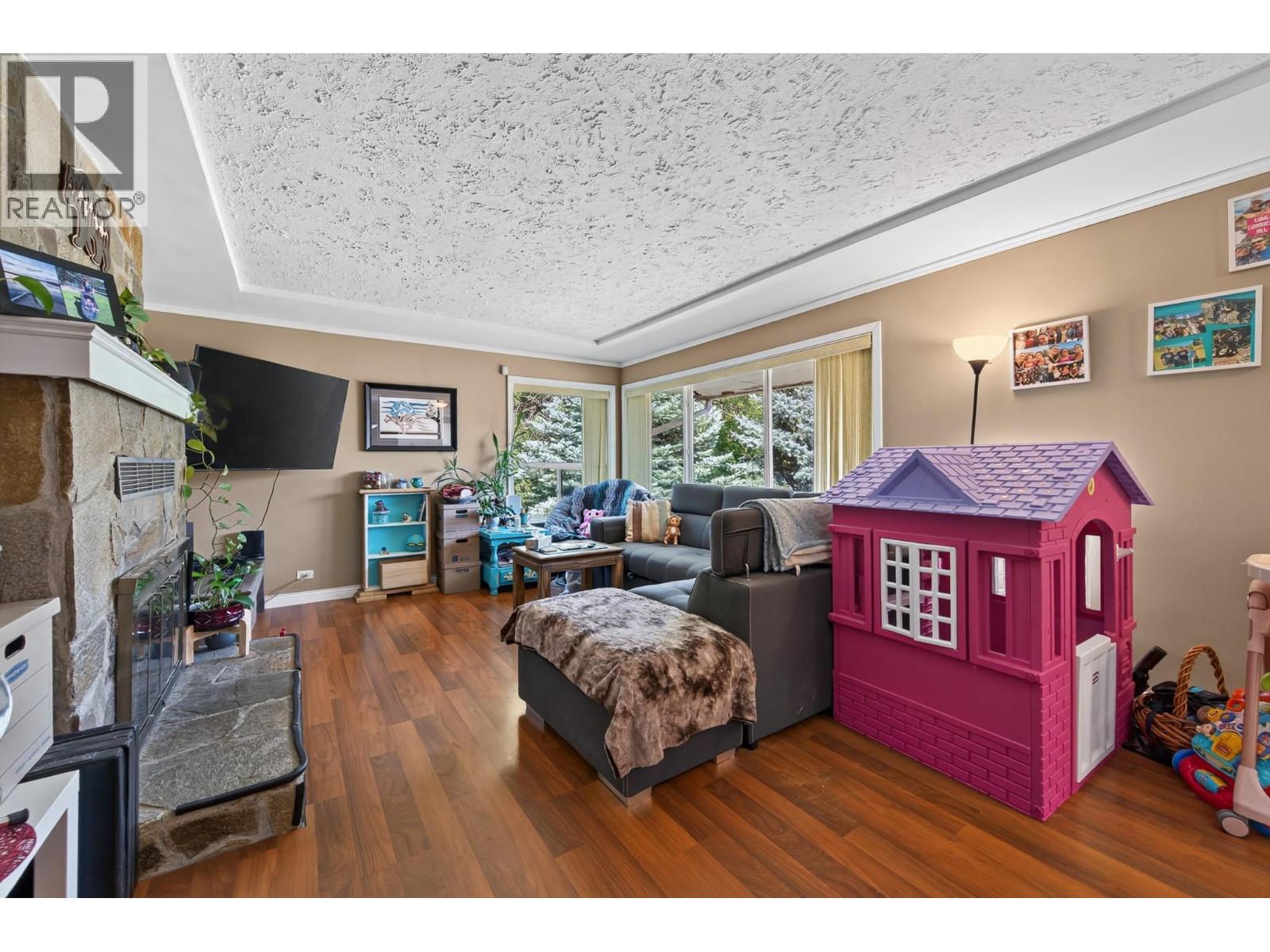 5855 Dallas Drive - Image 3
