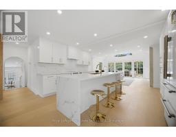Kitchen - 947 Glenwood Avenue, Burlington, ON L7T2K1 Photo 11