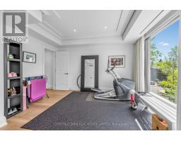 29 Oaklands Avenue, Toronto, ON M4V0A9 Photo 19