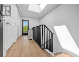 29 Oaklands Avenue, Toronto, ON M4V0A9 Photo 28