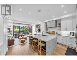 Living room - 29 Oaklands Avenue, Toronto, ON M4V0A9 Photo 8