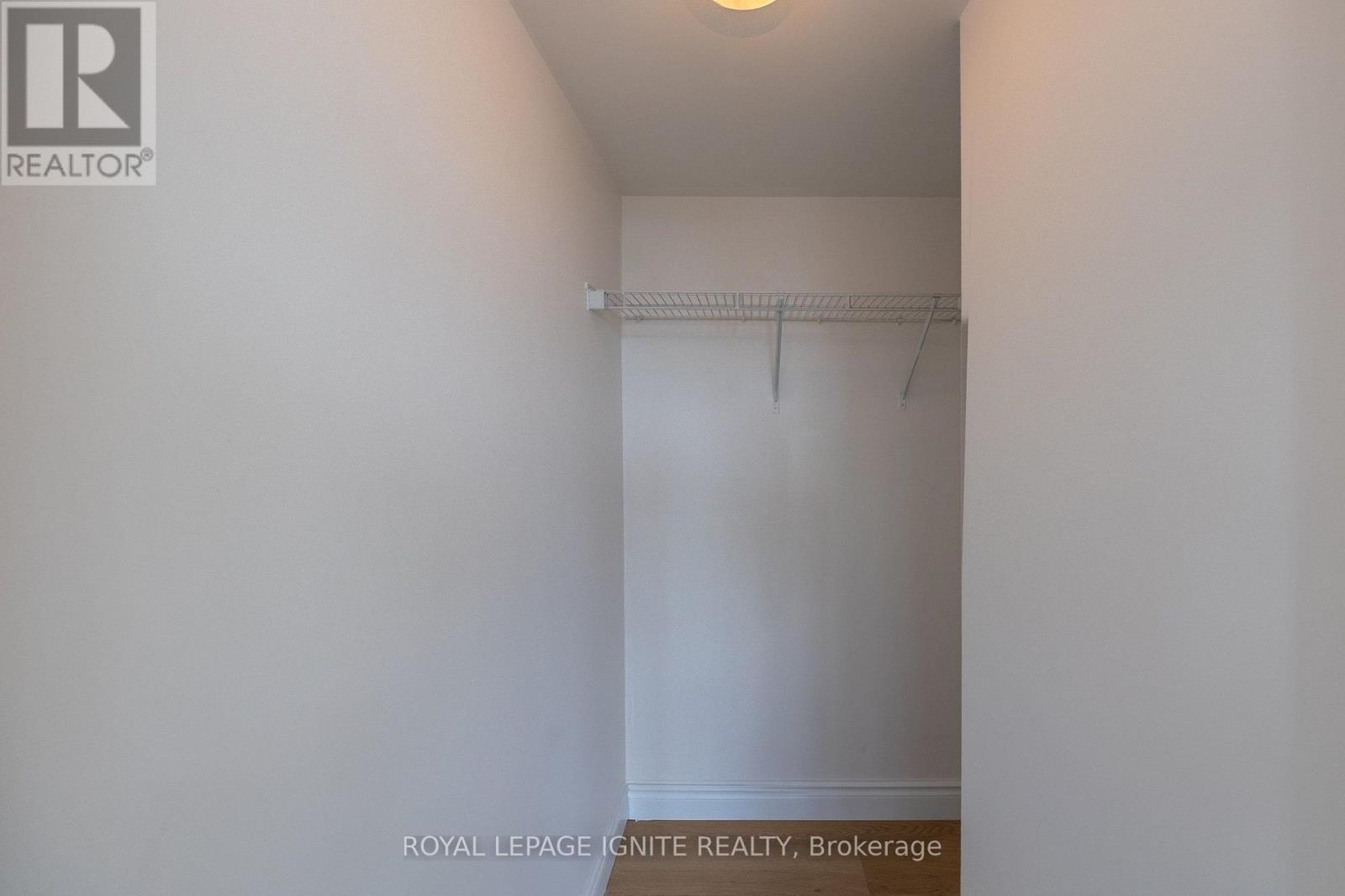 #610 275 YORKLAND ROAD - 21