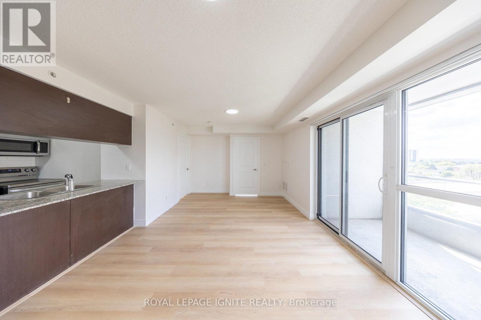 #610 275 YORKLAND ROAD - 8