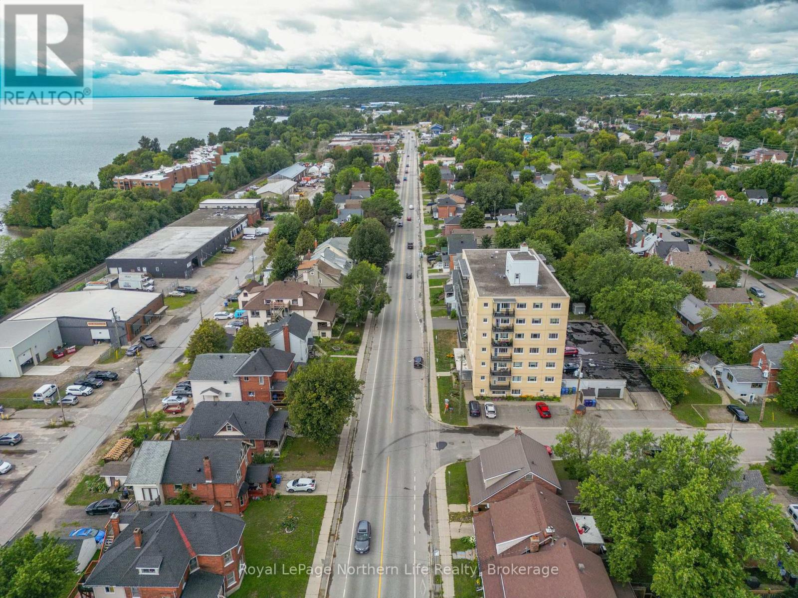 #202 810 Main Street West, North Bay (West End), Ontario, P1B2V9, North Bay (West End), Ontario — photo 4 of 5
