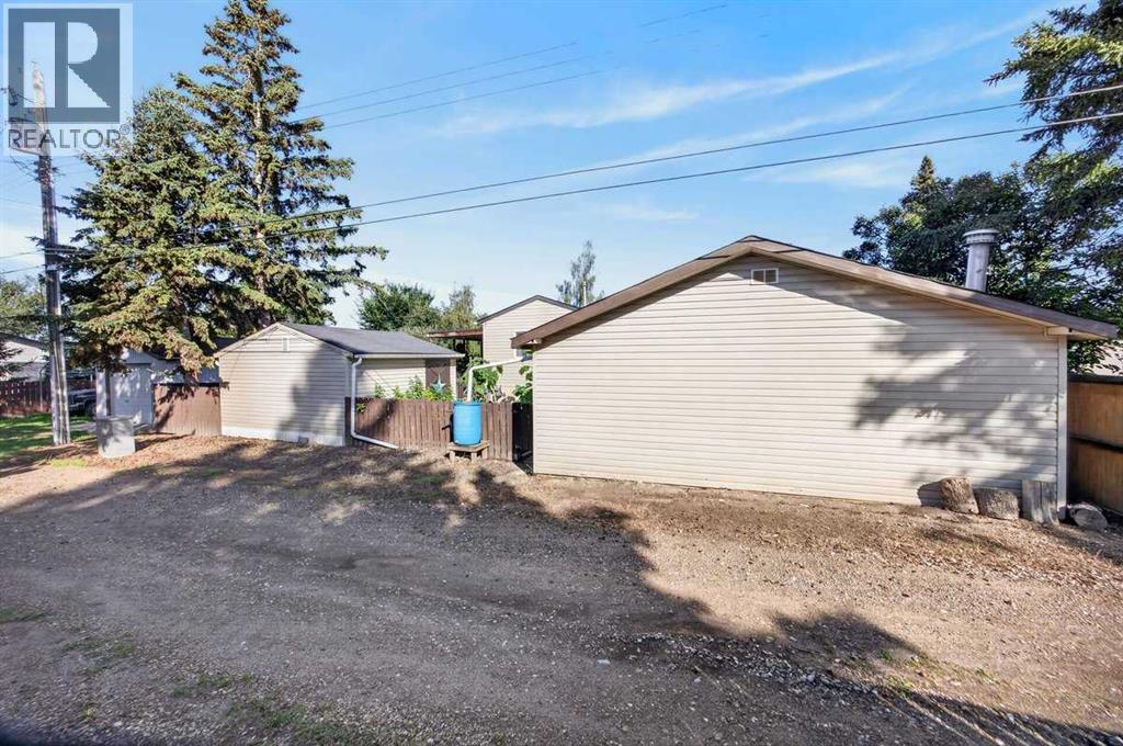 1223 Downie Street - 43