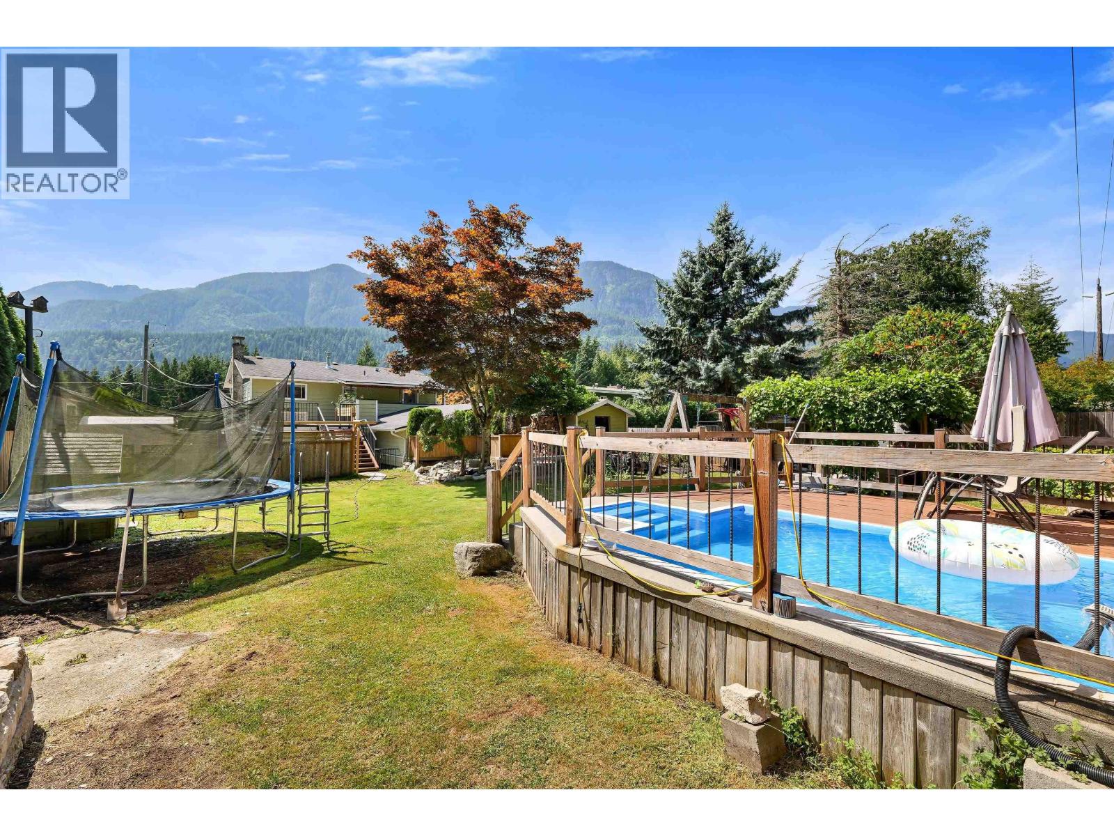 6 Bed, 4 Bath House for Sale in Squamish – 42056 BIRKEN ROAD, Squamish – MLS# R3159070 - Image 26