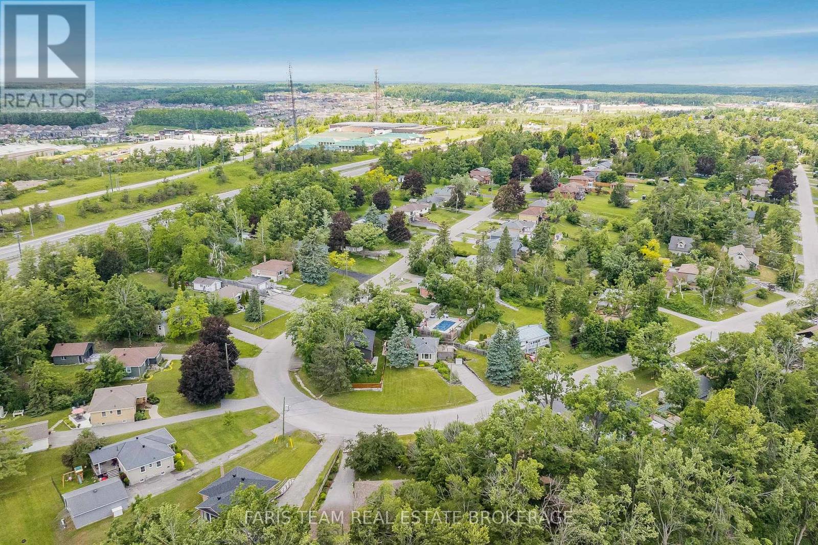 10 KAREN CRESCENT - Image 35