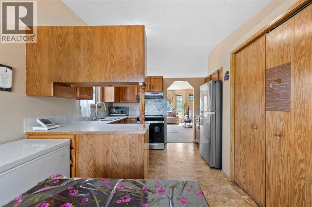 327 Shawbrooke Circle SW - 10