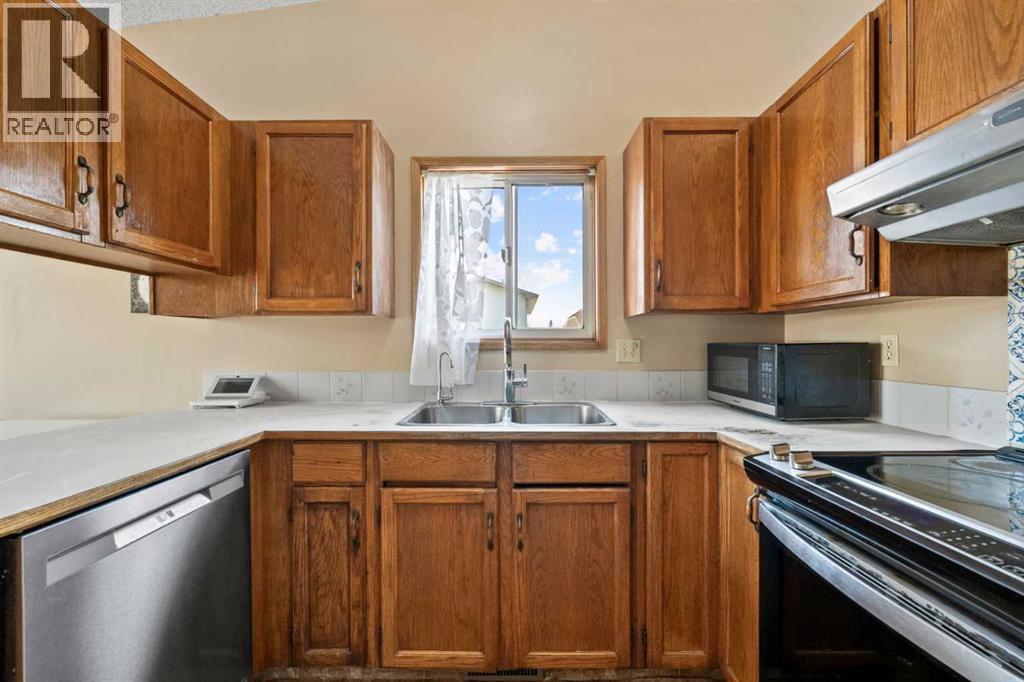 327 Shawbrooke Circle SW - 12
