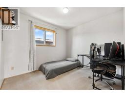 327 Shawbrooke Circle Sw, Calgary, AB T2Y2Z8 Photo 17