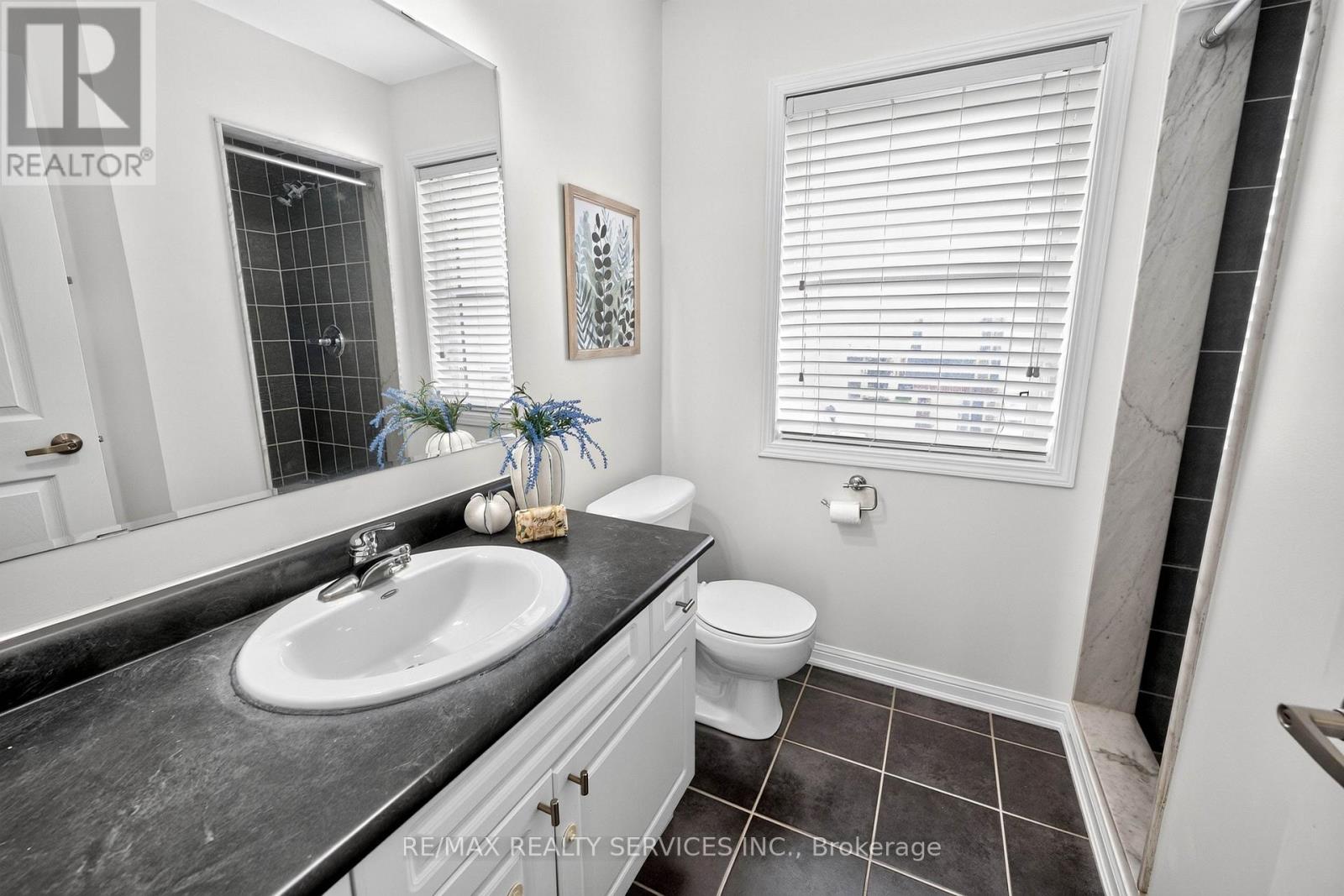 878 JEMPSON PATH - 34