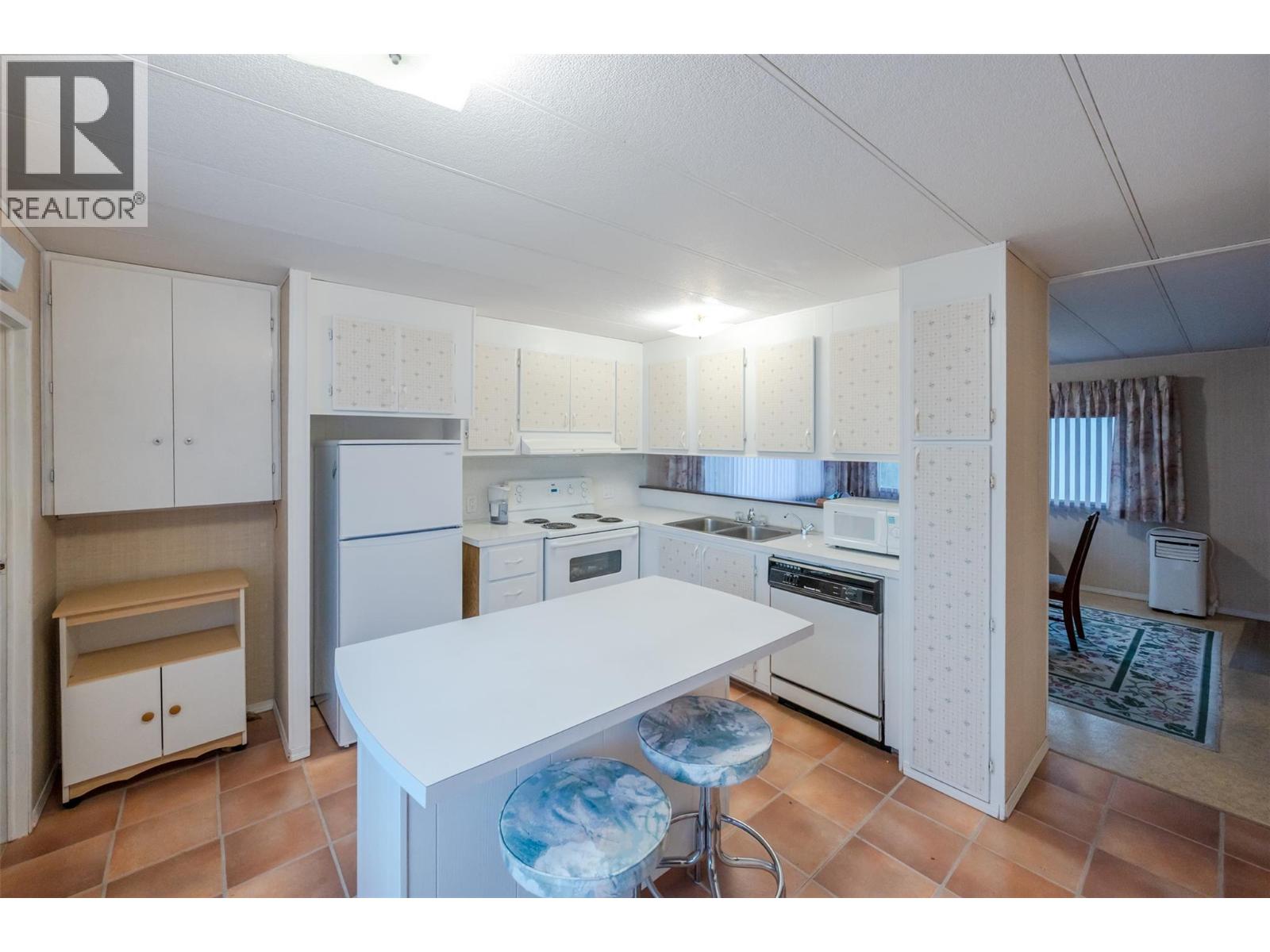 #5 6633 Park Drive - 10