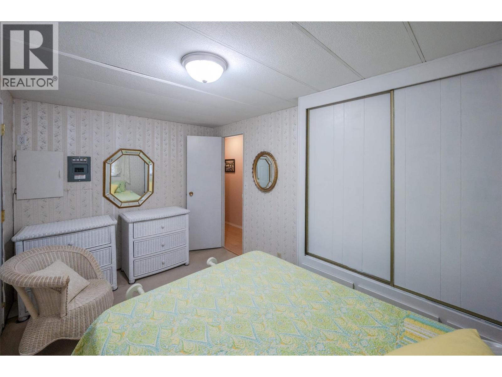 #5 6633 Park Drive - 18