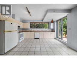 101 850 Royal Avenue, New Westminster, BC V3M1A6 Photo 9