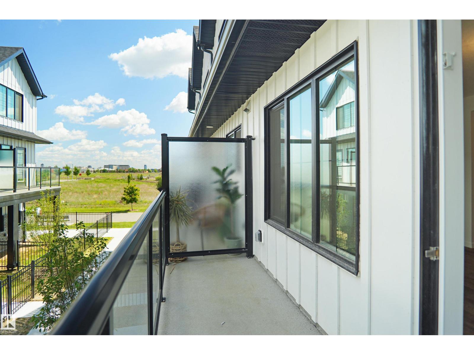 #11 29 AIRPORT RD NW - 28