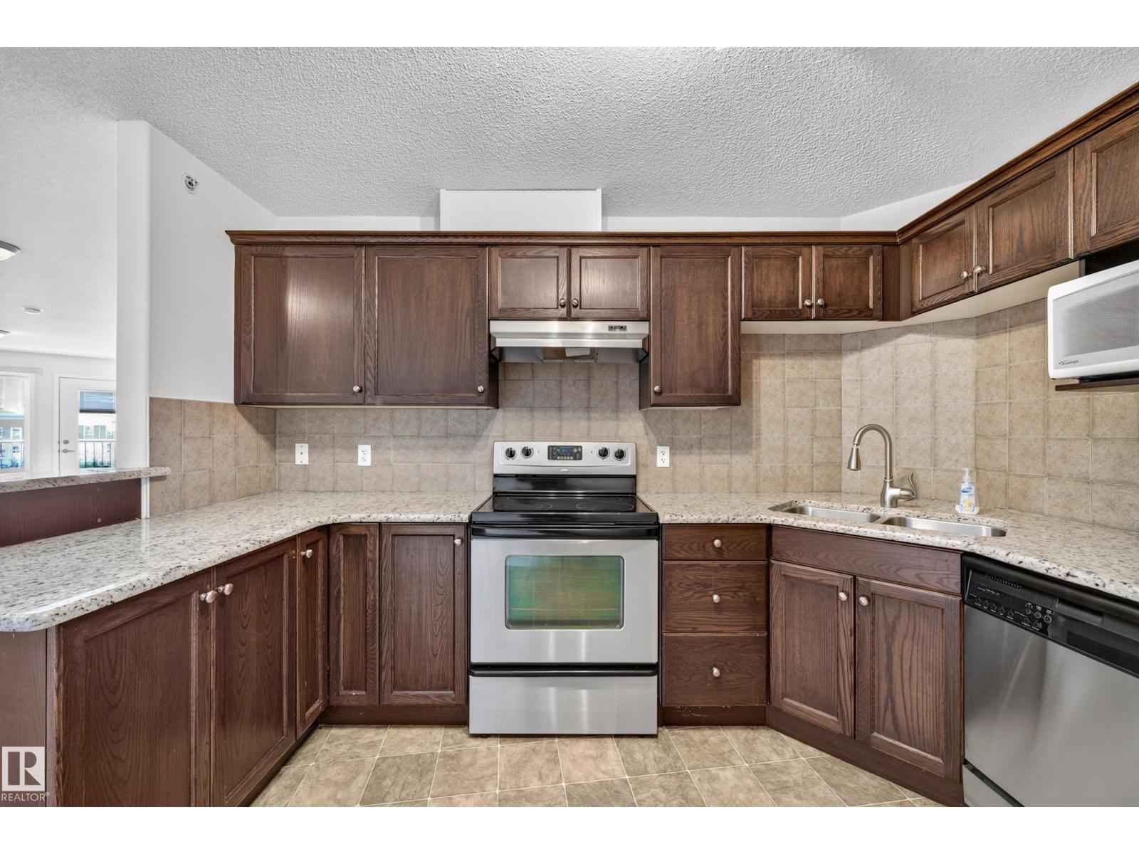 #6430 7331 South Terwillegar DR NW - 12