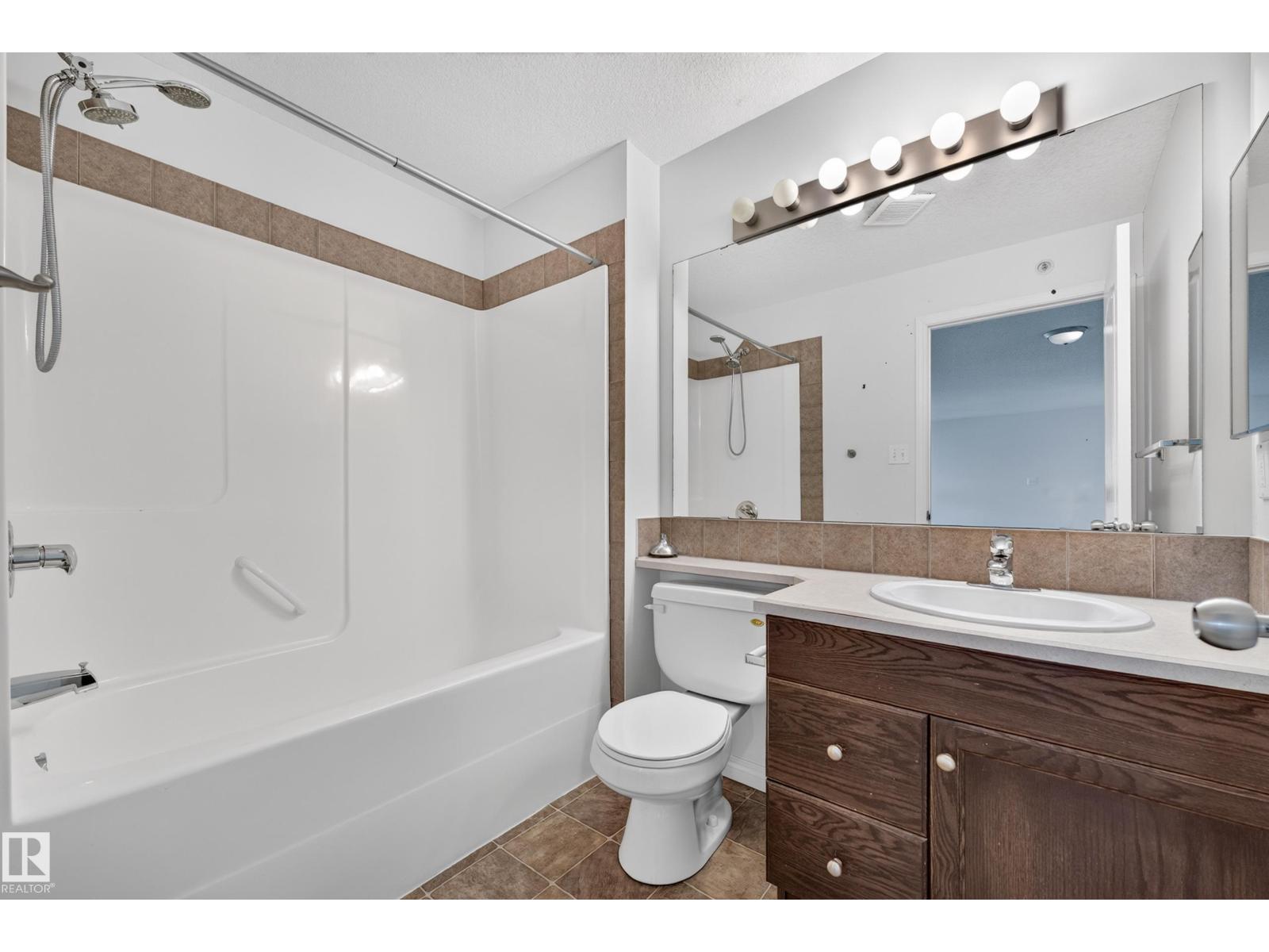 #6430 7331 South Terwillegar DR NW - 27