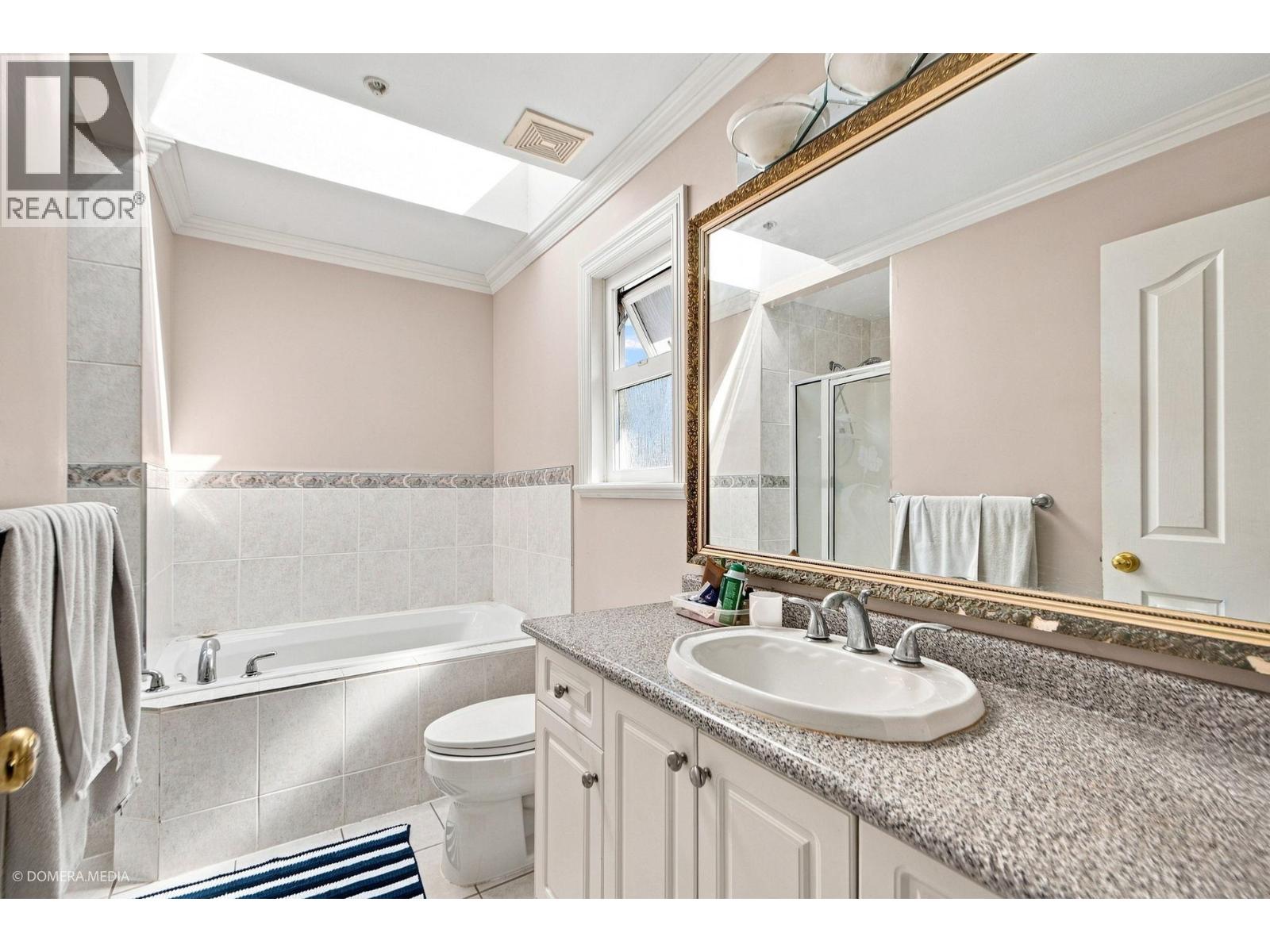 7 Bed, 6 Bath House for Sale in Vancouver – 1437 E 58TH AVENUE, Vancouver – MLS# R3159078 - Image 23