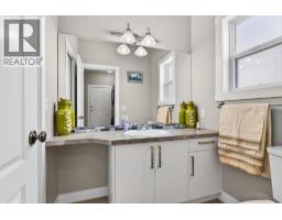 3pc Bathroom - 1322 Rose Abby Drive, West Kelowna, BC V1Z3Y8 Photo 8