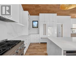 Bathroom - 1641 Brackenrig Road, Muskoka Lakes, ON P0B1J0 Photo 15