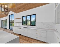 Bathroom - 1641 Brackenrig Road, Muskoka Lakes, ON P0B1J0 Photo 13