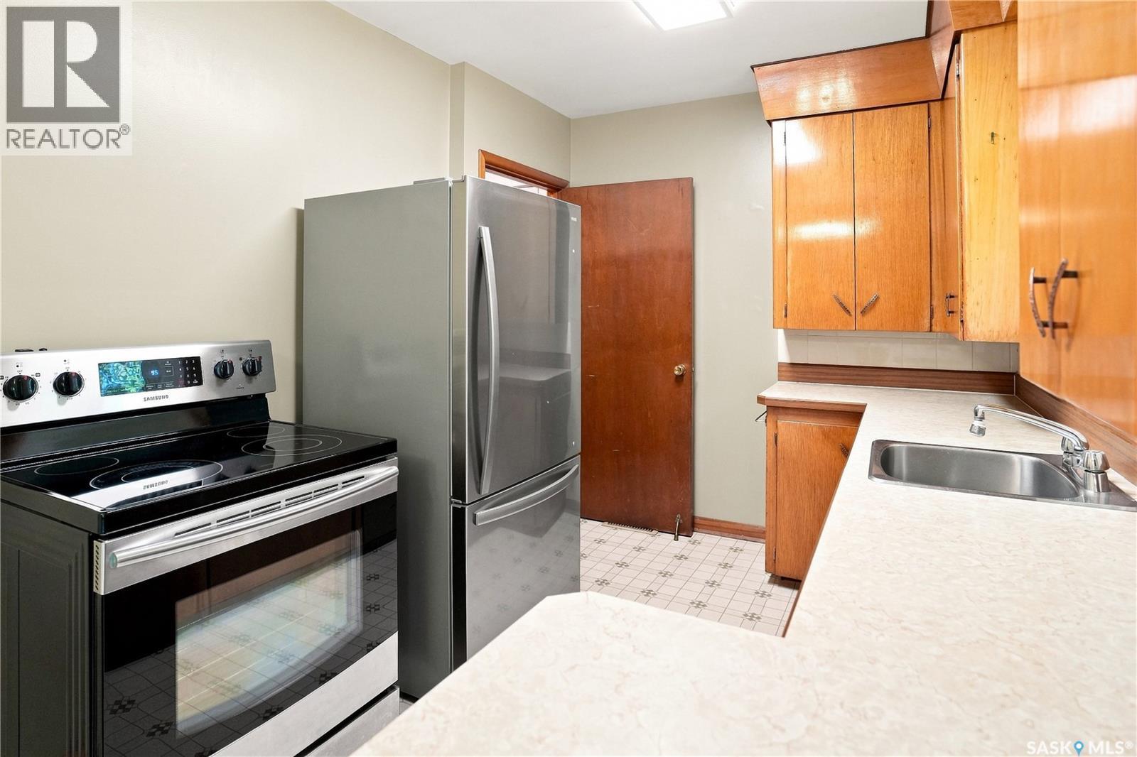 571 104th STREET - 7