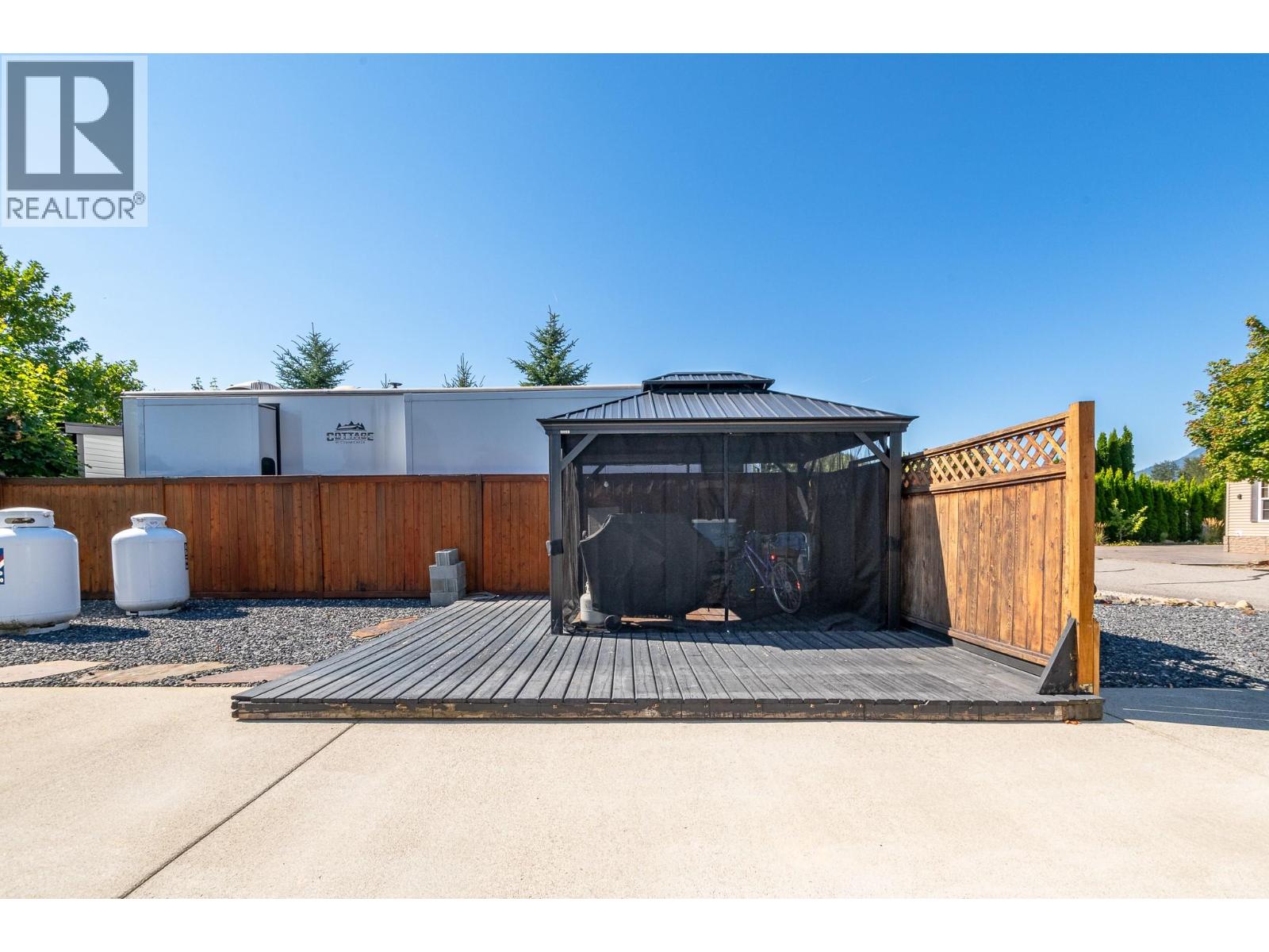 30 1383 Silver Sands Road, Sicamous
