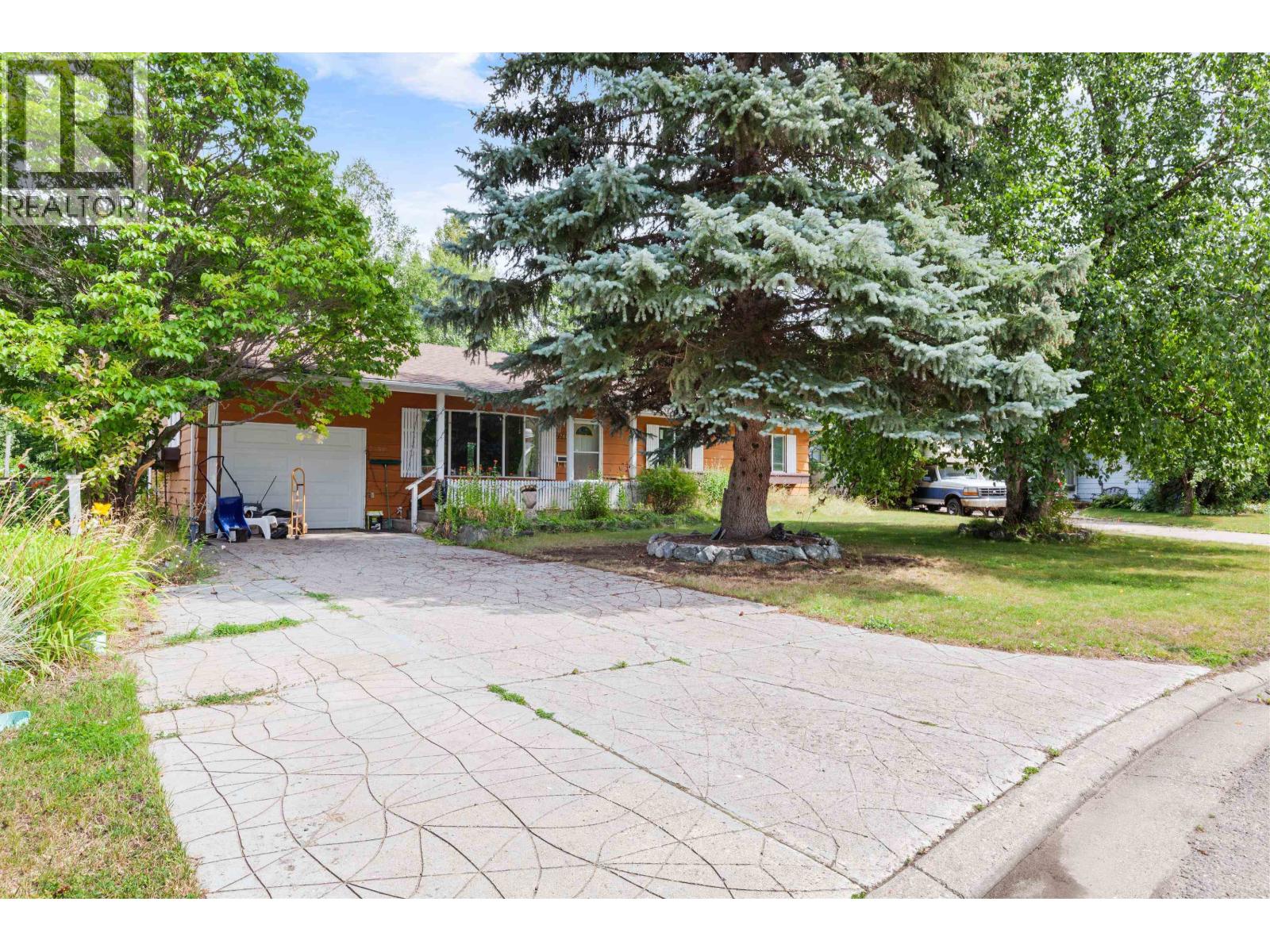 Kitchen of 7288 IMPERIAL CRESCENT · Prince George, BC