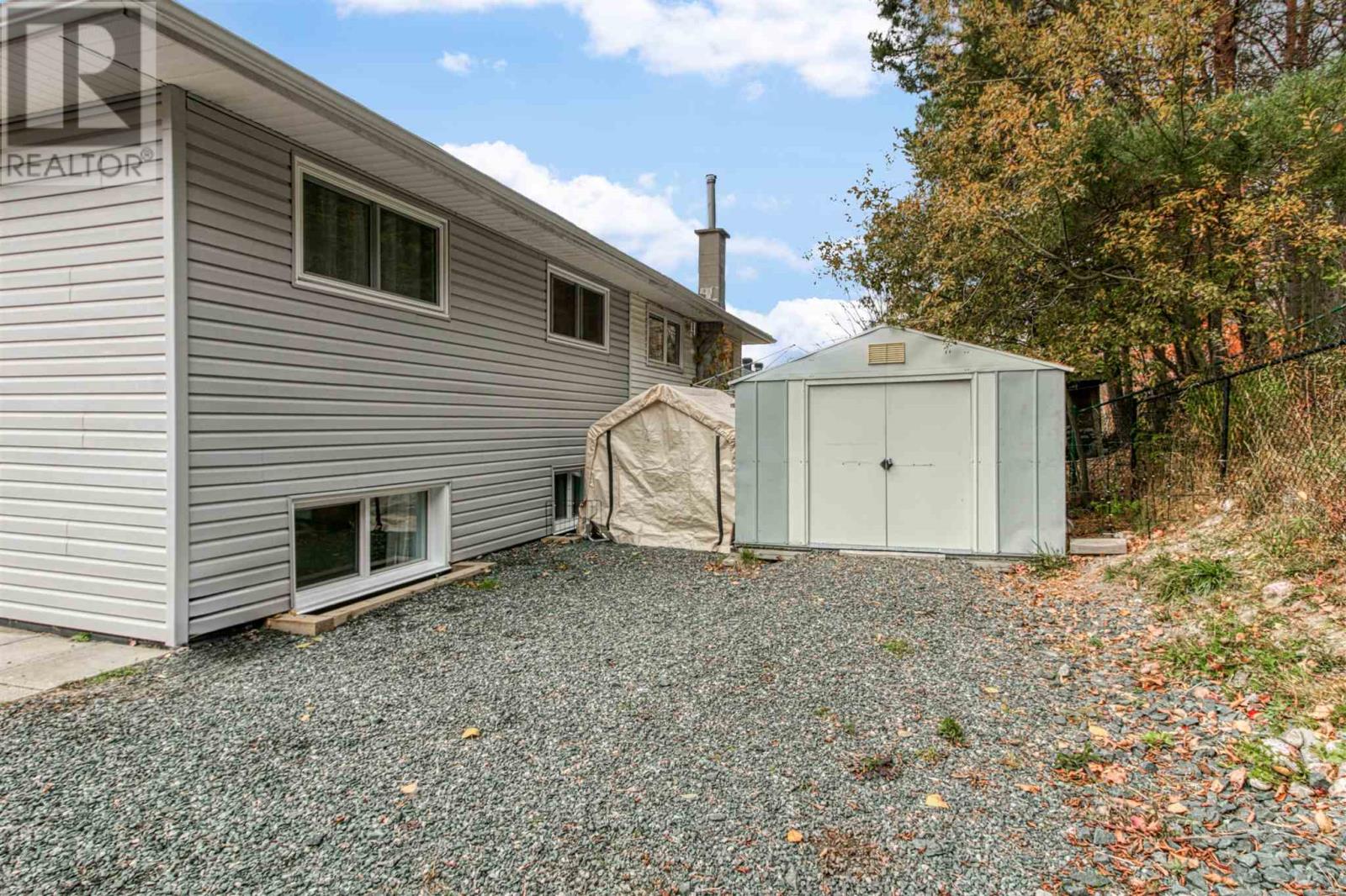 168B Ottawa AVE - Image 31
