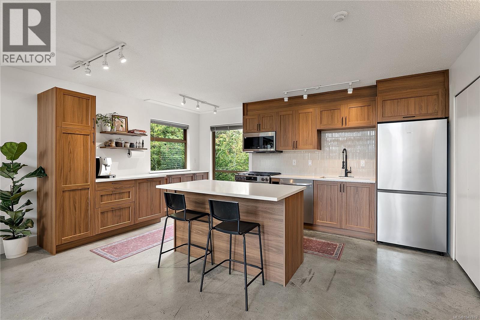 #7 407 William St - 19