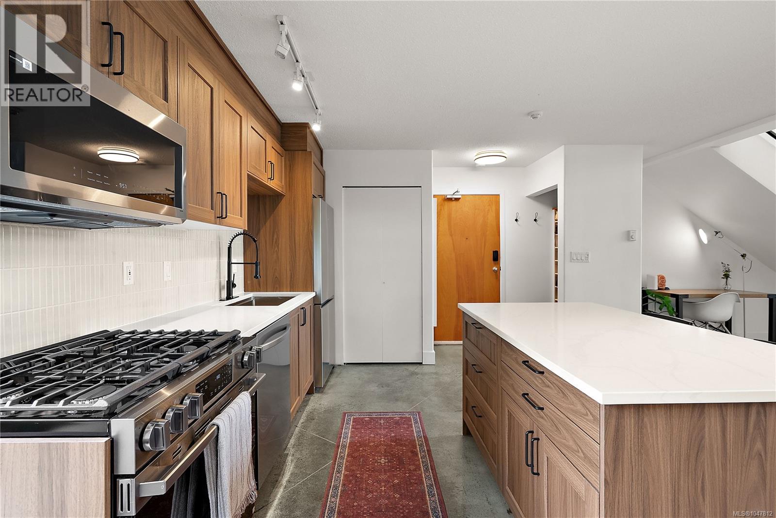 #7 407 William St - Image 21