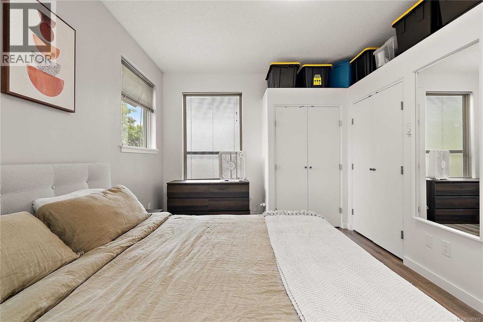 #7 407 William St - Image 24