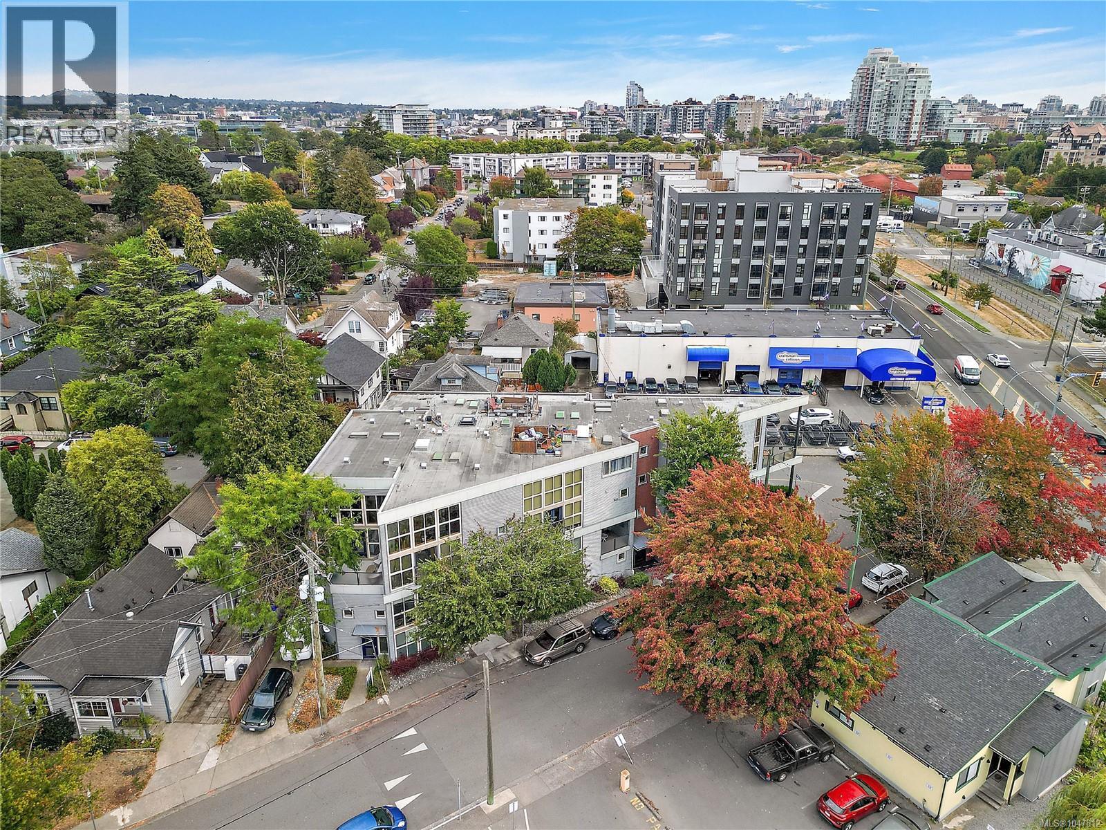 #7 407 William St - 6