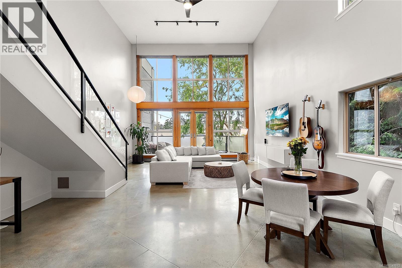 #7 407 William St - 7