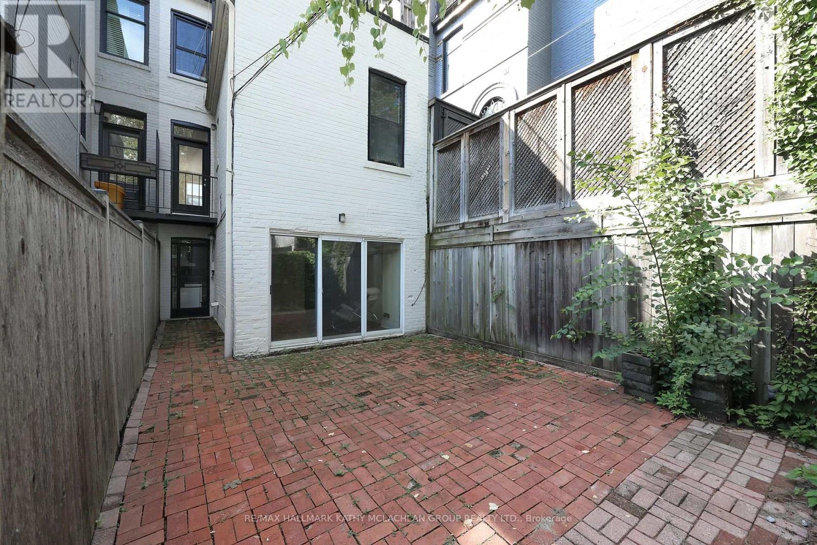 26 BELMONT STREET - 9
