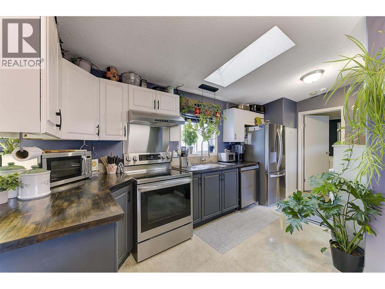 #33 610 Katherine Road - Image 8