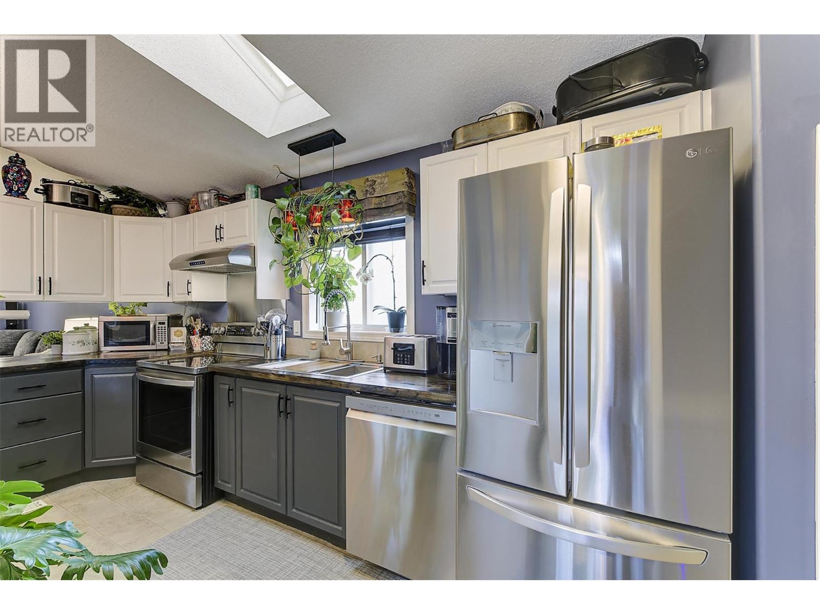 #33 610 Katherine Road - Image 9