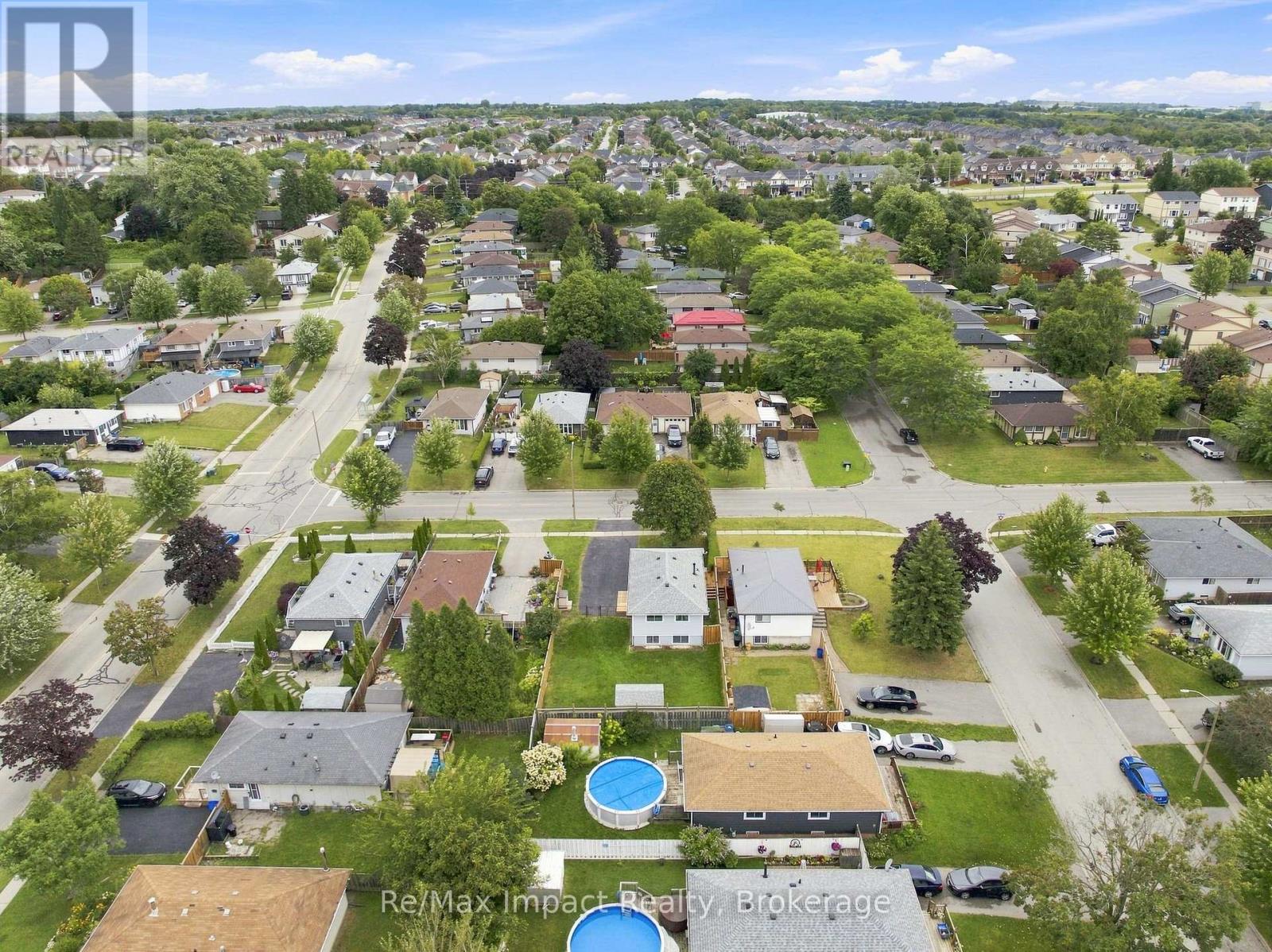 822 SOUTHDOWN STREET - Image 42