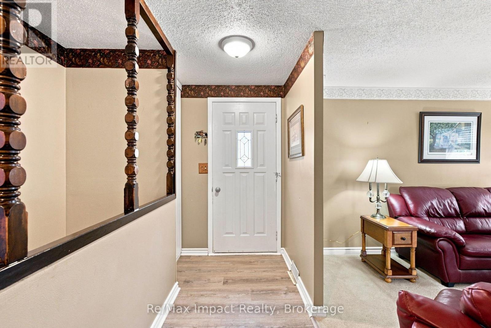 822 SOUTHDOWN STREET - Image 5