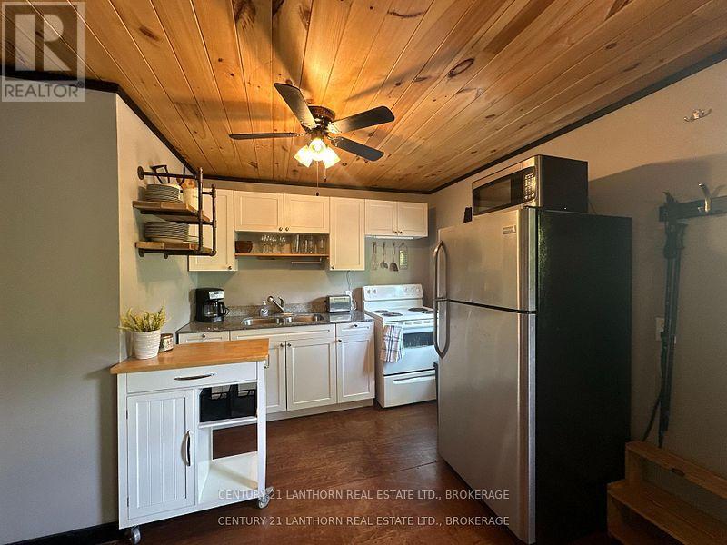 1024 HARRINGTON LANE - Image 12