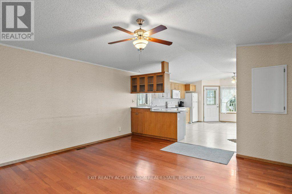 4 BIRCH STREET - 16